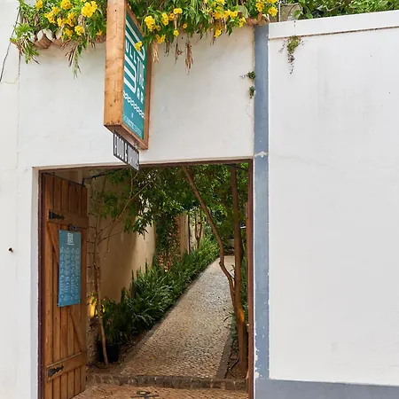 Guest house Alvorkitecenter Alvor